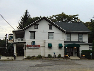 The old Forest Inn houses a newer establishment. (I think I preferred the old name.)