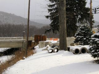 Construction near the end of Susquehanna Avenue … quiet on a Sunday.