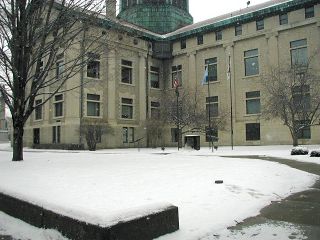 You can see my footprints leading to the marker, and the courthouse in the background.