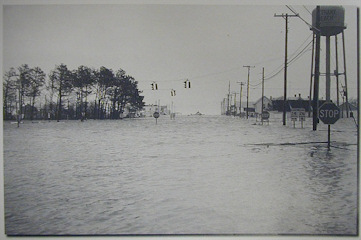 The tower during the Flood of ’62, seen from the intersection of Delaware Routes 14 (now 1) and 26 in Bethany Beach.