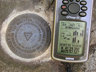 GPSr and the station mark.