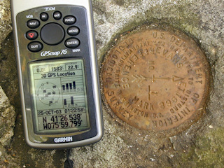 GPSr and the reference mark.