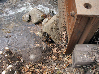 Eye-level view of the mark on the abutment. The SE corner of the bridge is shown.