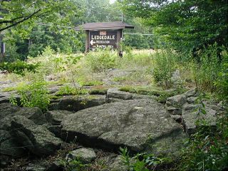 Looking NE toward the Ledgedale Recreation Area sign along Route 507.