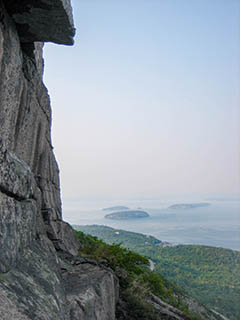 Looking toward the Porcupines from the sheer cliffs of the Precipice