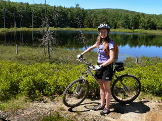 Zhanna takes advantage of one of the nicer days at the start of our vacation. Halfmoon Pond along the Rockefeller carriage roads.