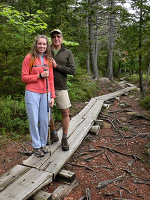 On the extensive bogwalk along the western shore of Jordan Pond