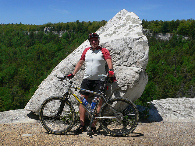 Patterson’s Pellet! We’ve been aware of this feature on maps but have never actually seen it! Apparently it’s a glacial erratic.