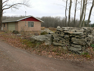 Looking N toward the mark from the intersection of Aberdeen Rd. and the farm driveway.