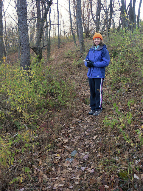 Nice singletrack just beyond the trailhead at Meadowsweet Preserve.