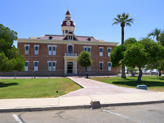 Looking E toward the old Pinal County courthouse