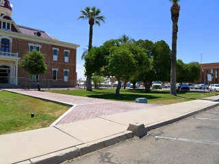 Looking SE toward a small park on the courthouse grounds