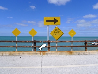 Looking N from the Pigeon Key pedestrian ramp.