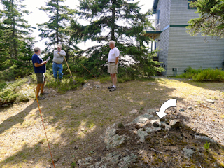 Looking SSW toward Rich, Peter and Dad near the station.