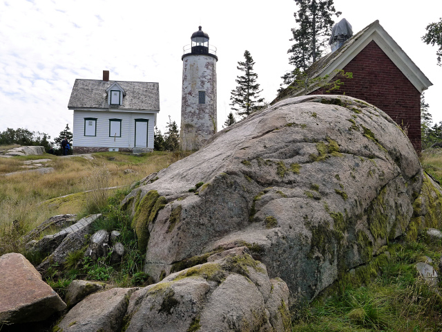 The lighthouse, with the whale oil museum in the foreground