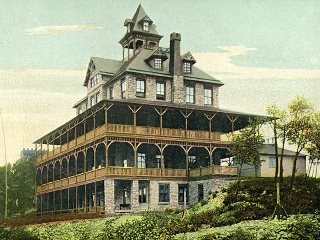 Summit hotel close-up
