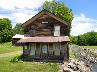 The O. C. Miller House, adjacent to the bridge.