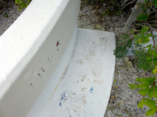 Eyelevel view of the disk on the bridge curb