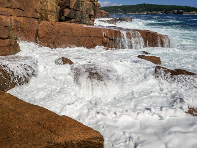 Thick sea foam