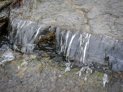 A micro-waterfall