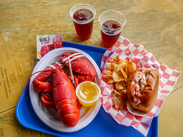 Today’s lunch, a 2¾-pound Boiled Lobster and a Lobster Roll, Beal’s Lobster Pound, Southwest Harbor