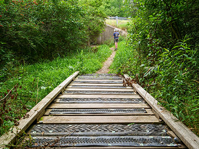 Small bridge on the trail leading down to the tunnel from Devil's Fork