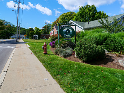 Looking W along Mount Desert Street/Route 3.