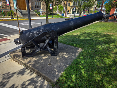 Eyelevel view of the disk on the cannon base