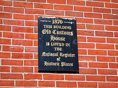 The building was a customs house in addition to a post office.